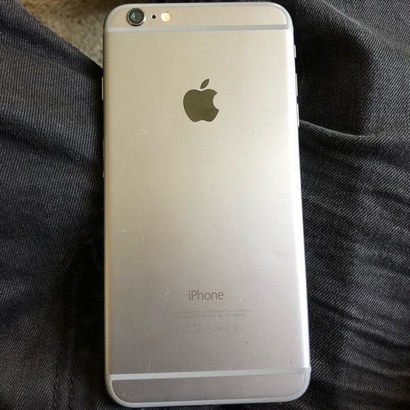 iPhone 6 - Picture 3 of 8